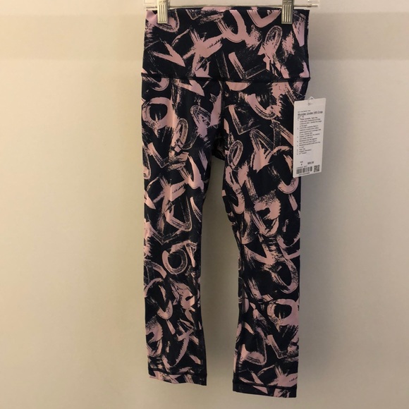 lululemon athletica Pants - Lululemon pink blue Wunder Under Crop 21”, sz 4 lululemon athletica Pants - Lululemon pink blue Wunder Under Crop 21”, sz 4